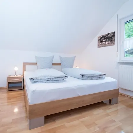 Apparthaus Schuchter * Silbertal