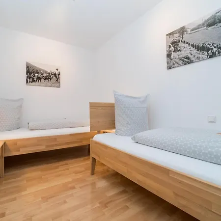 Apparthaus Schuchter * Silbertal